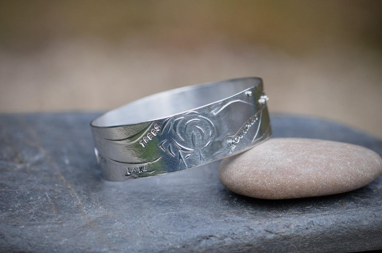 Wide Nature Silver Bangle with Keum Boo